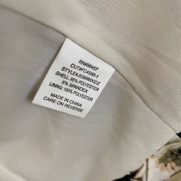 *Like New* Open Printed Blazer Style Jacket - Picture 3 of 4